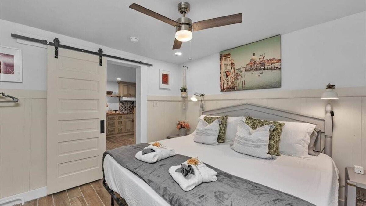 Forest Hills House | 1 bedroom, 1 bathroom home that sleeps 3