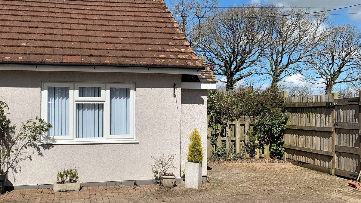 Black Torrington Cottage | 1 bedroom accommodation in Highhampton, near Beaworthy
