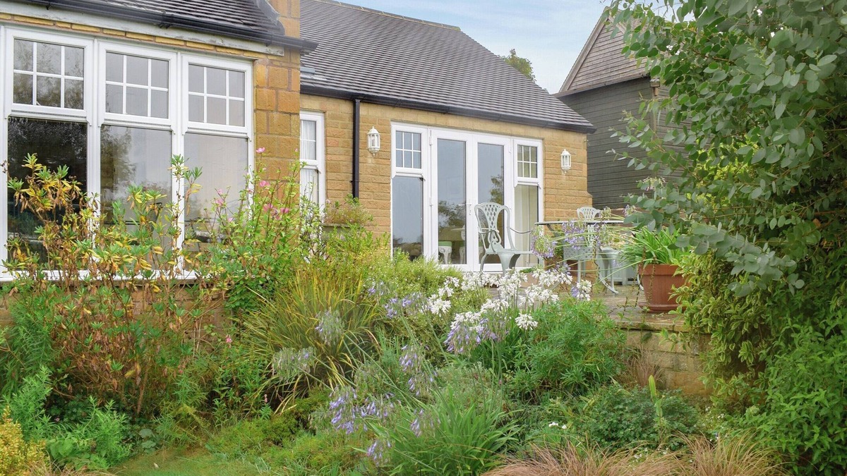 Todenham Cottage | 1 bedroom accommodation in Todenham, near Moreton-in-Marsh