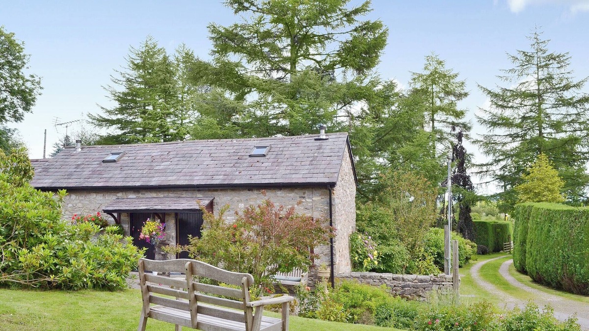 Nercwys Cottage | 1 bedroom accommodation in Nercwys near Mold
