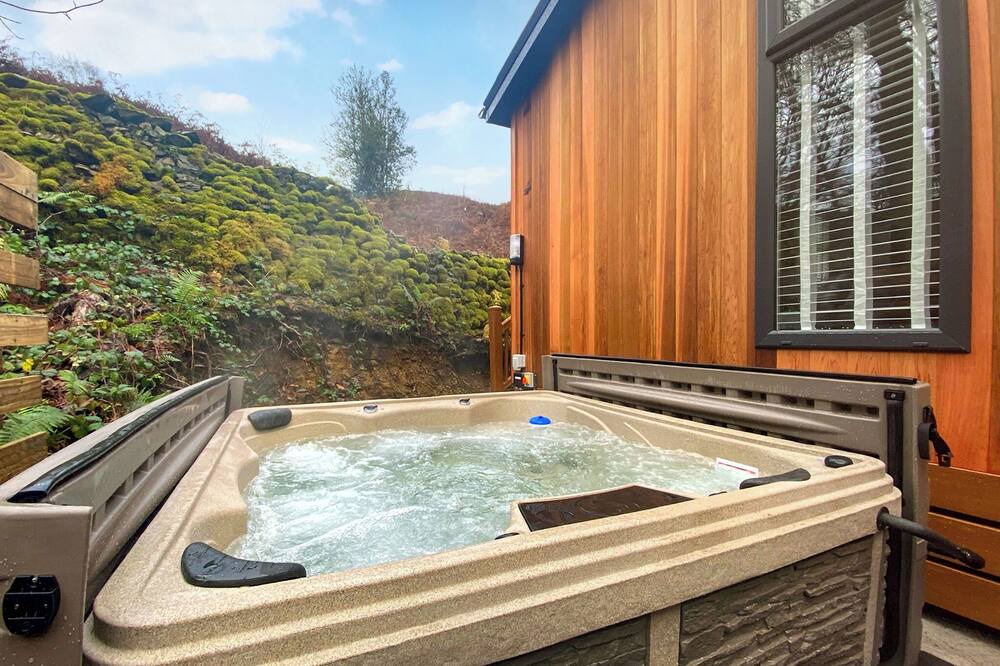 Broughton Mills Ski Chalet | 1 bedroom accommodation in Water Yeat, Nr Coniston