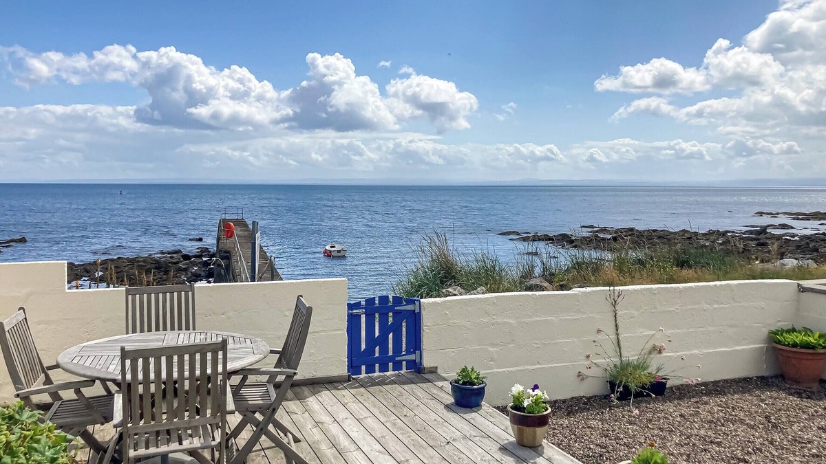 Hilton of Cadboll Cottage | 1 bedroom accommodation in Hilton near Tain