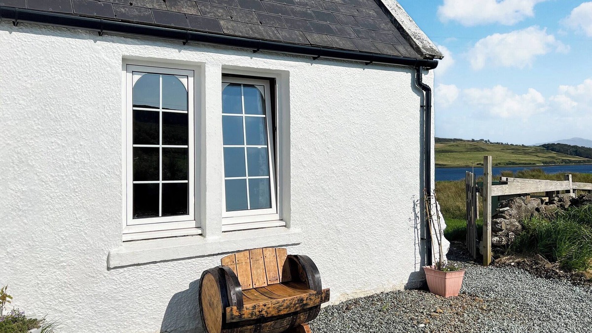 Suladale Cottage | 1 bedroom accommodation in Skeabost Bridge