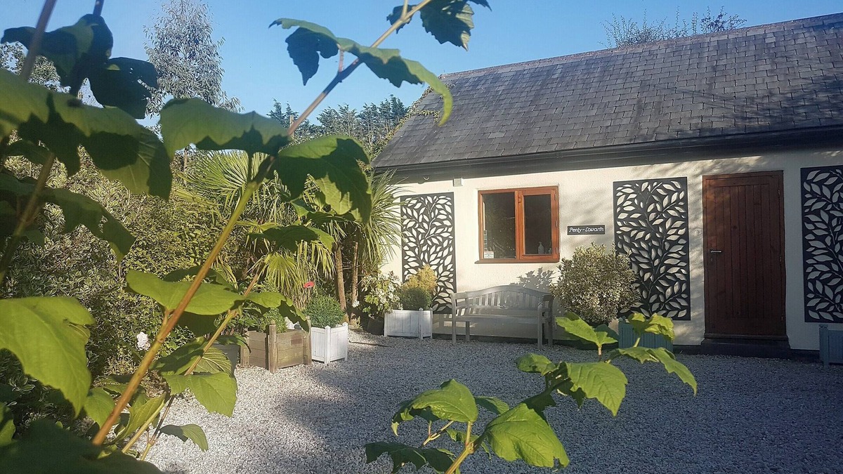 St. Columb Major Cottage | 1 bedroom accommodation in Quoit, St Columb