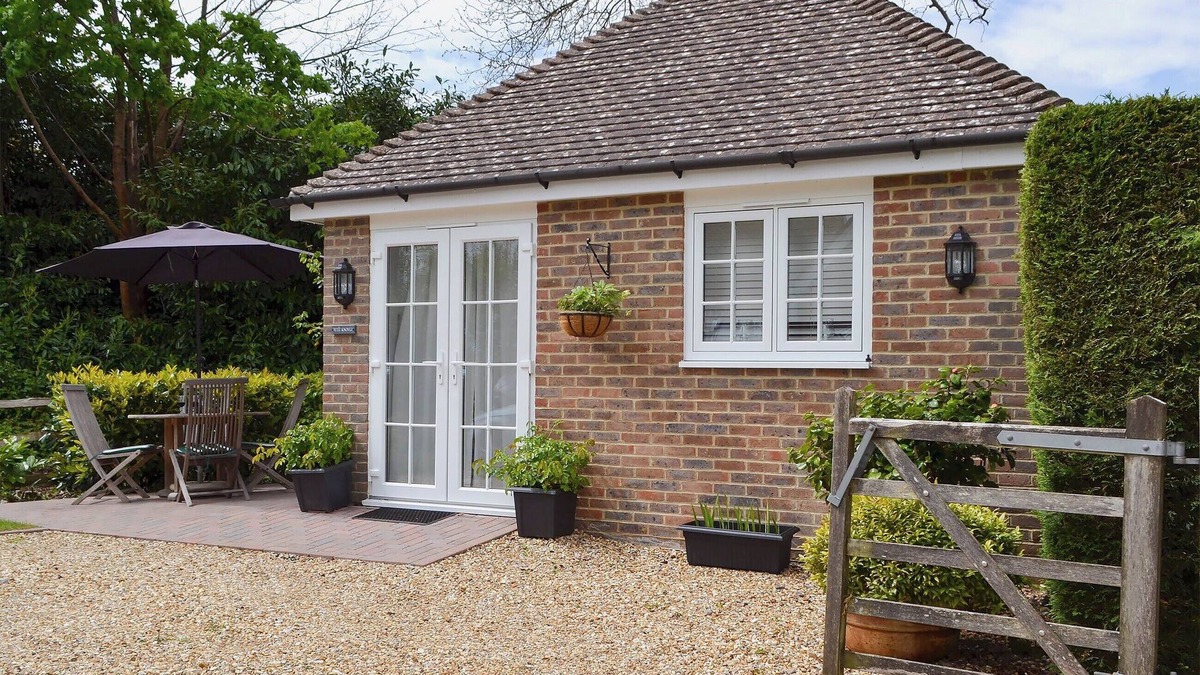 Cuckfield Cottage | 1 bedroom accommodation in Cuckfield, near Haywards Heath