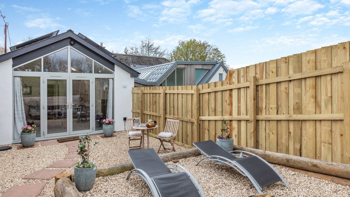 West Buckland Cottage | 1 bedroom accommodation in Churchstanton, near Taunton