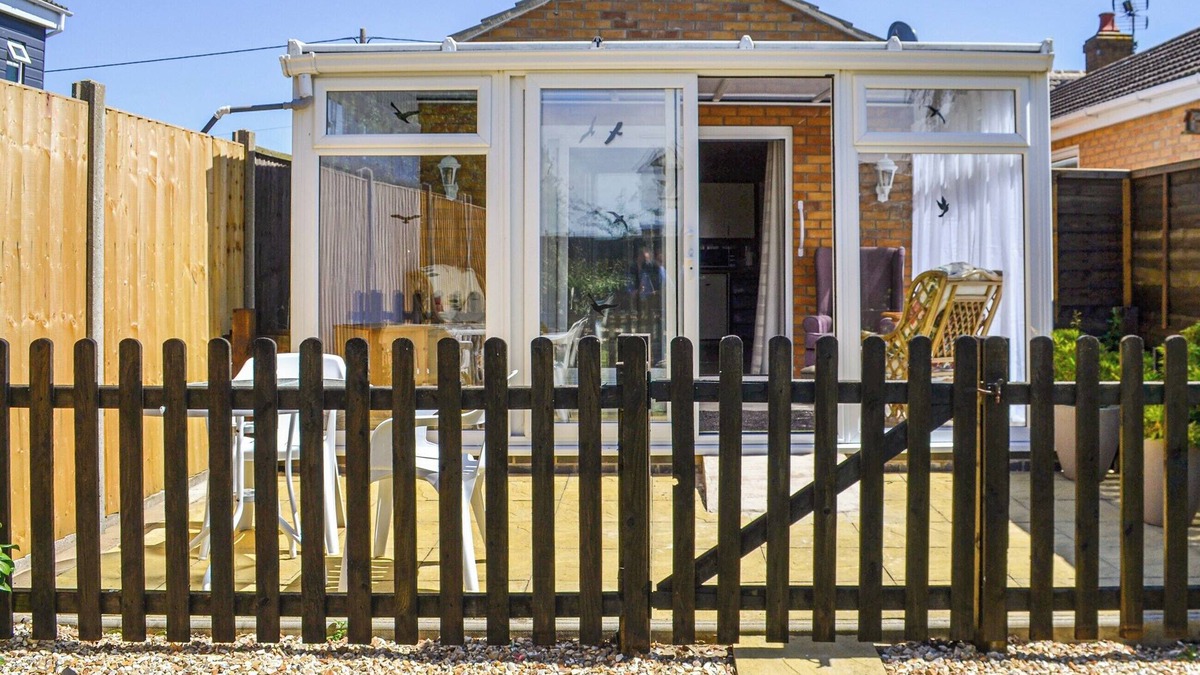 Mablethorpe and Sutton Cottage | 1 bedroom accommodation in Mablethorpe