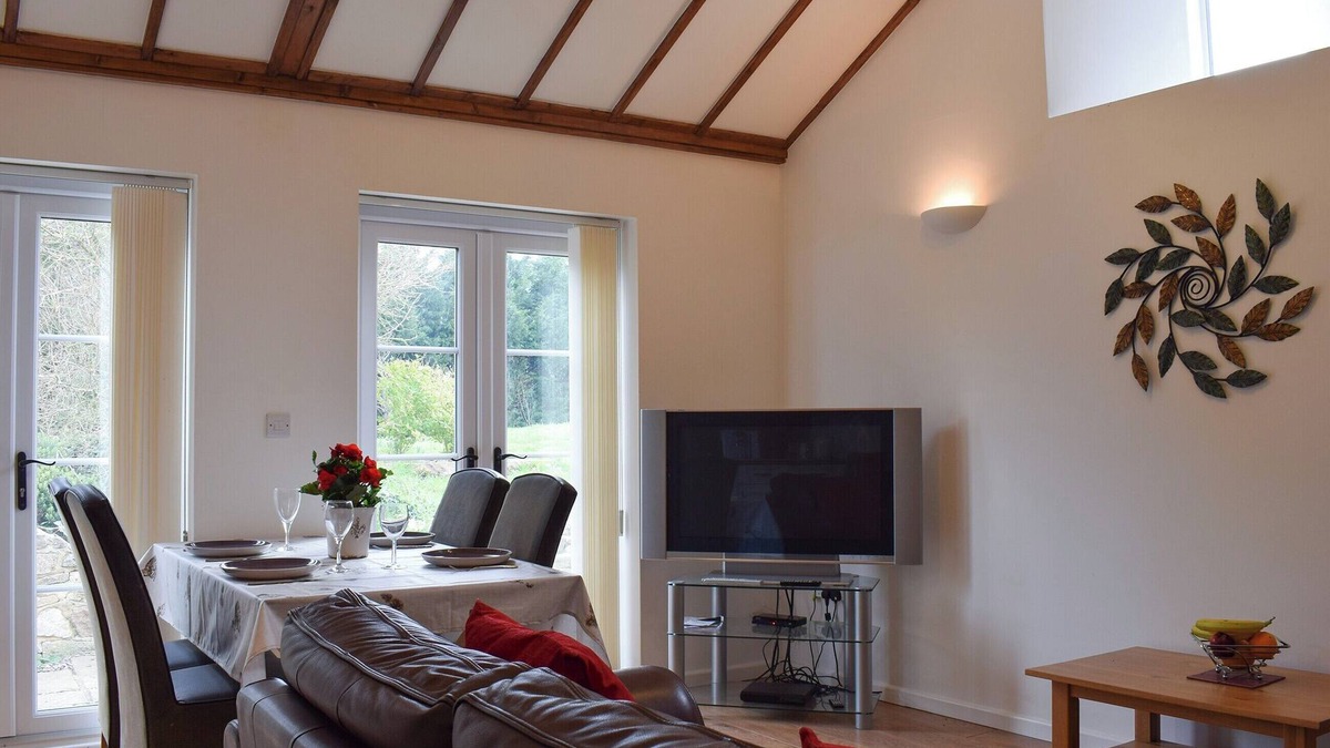 Fiddington Cottage | 1 bedroom accommodation in Fiddington, near Bridgwater