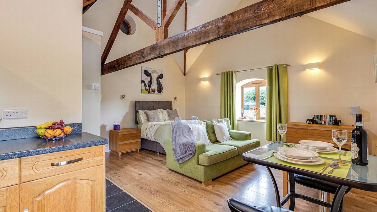 Burlton Cottage | 1 bedroom accommodation in Myddle, near Shrewsbury