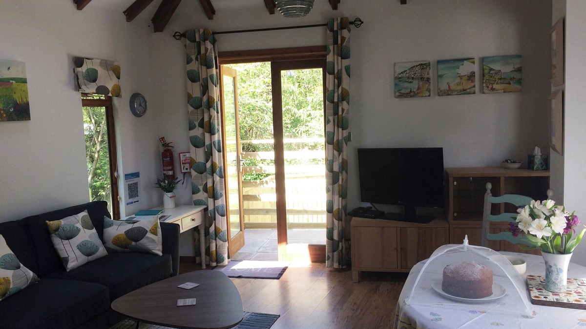 Yelland Cottage | 1 bedroom accommodation in Instow, near Barnstaple