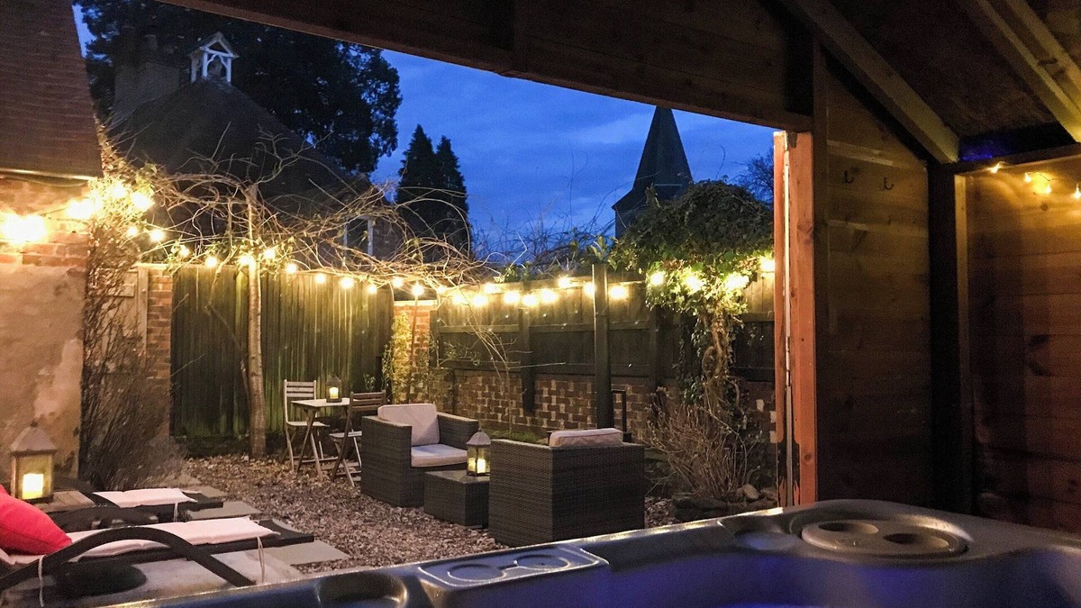 Haslemere Cottage | 1 bedroom accommodation in Fernhurst