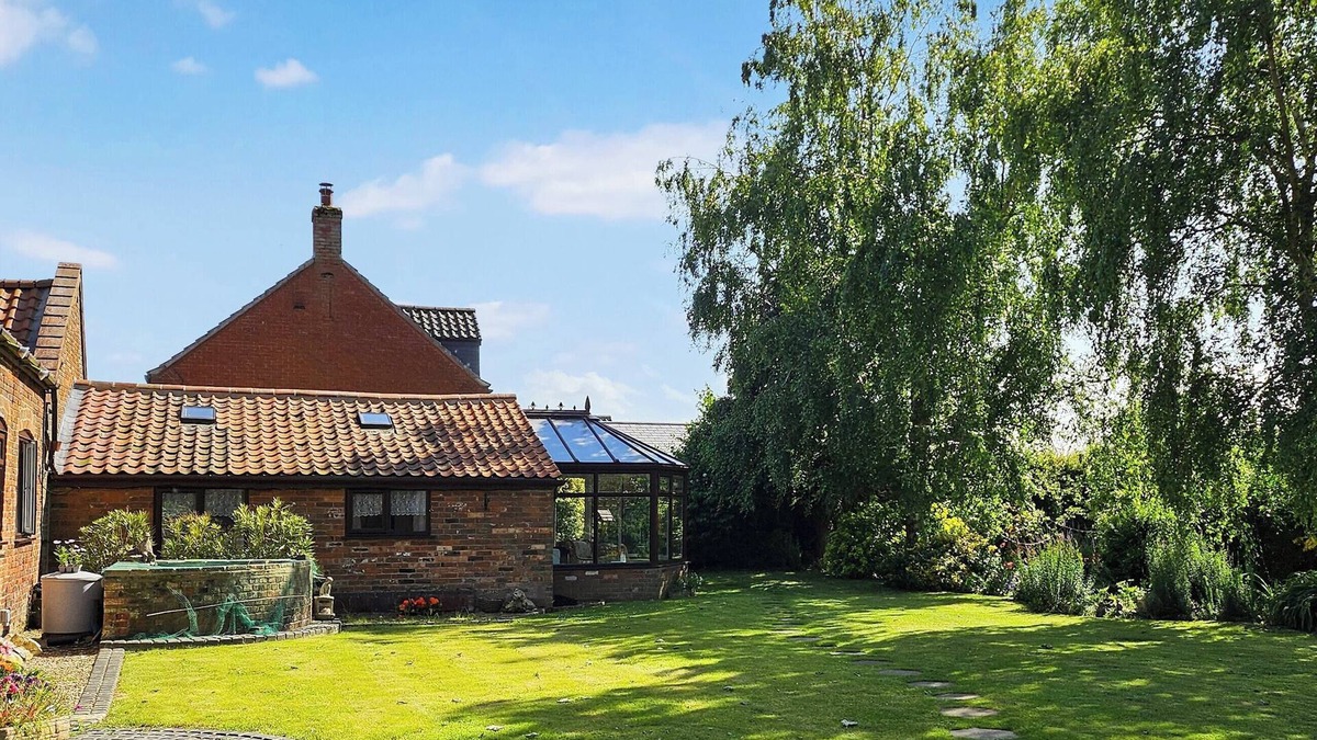 Freethorpe Cottage | 1 bedroom accommodation in Freethorpe