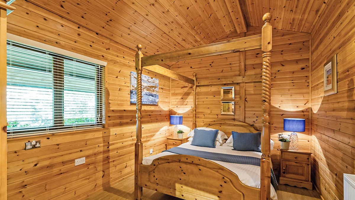 Summerbridge Ski Chalet | 1 bedroom accommodation in Harrogate