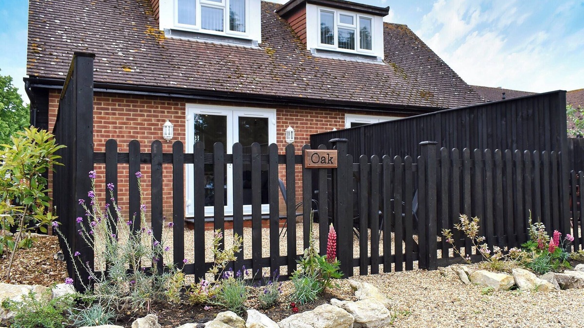 Herne Bay Cottage | 1 bedroom accommodation in Herne Common, near Herne Bay