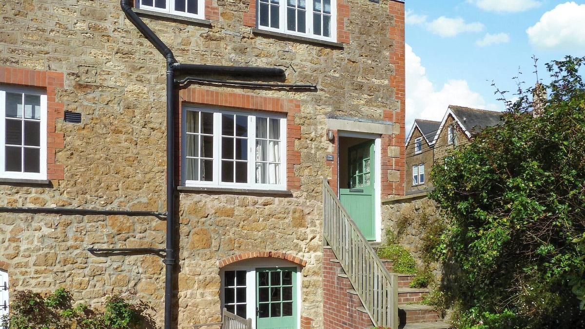 Ilminster Cottage | 1 bedroom accommodation in ILMINSTER