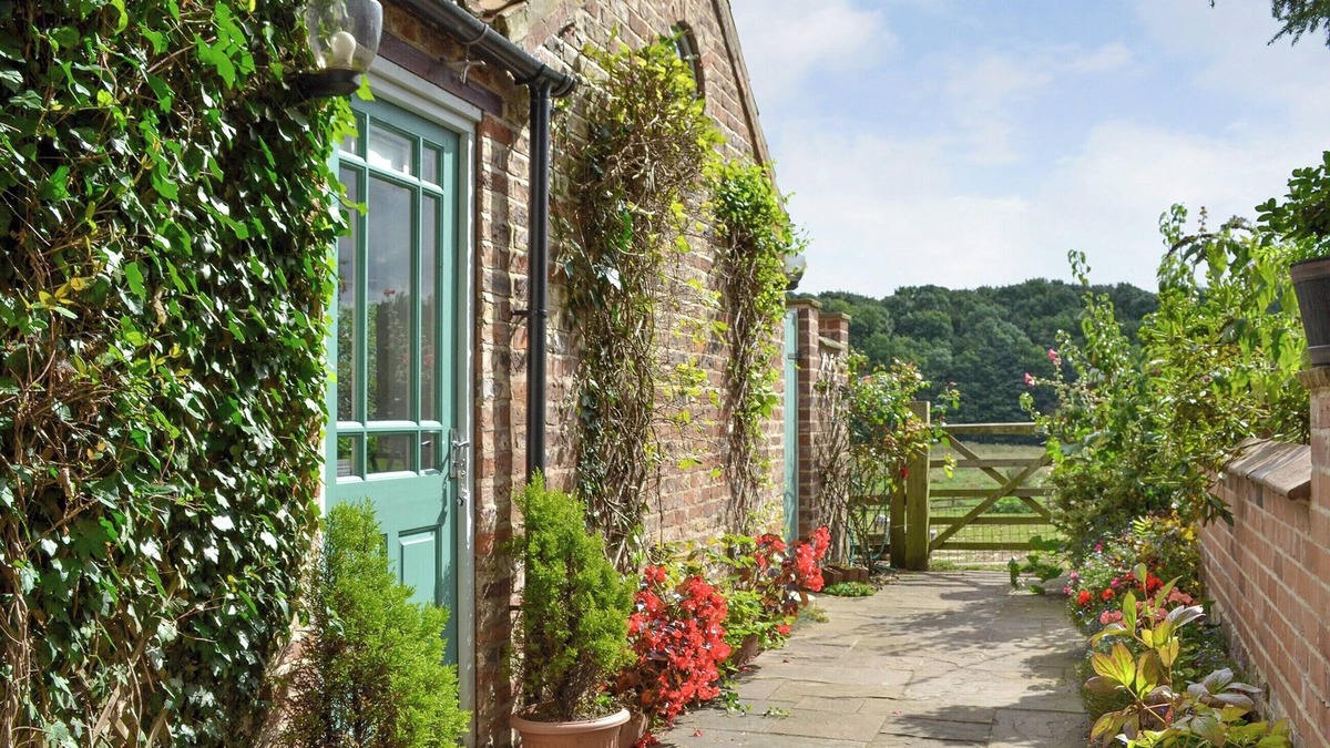 Low Catton Cottage | 1 bedroom accommodation in Buttercrambe, near York