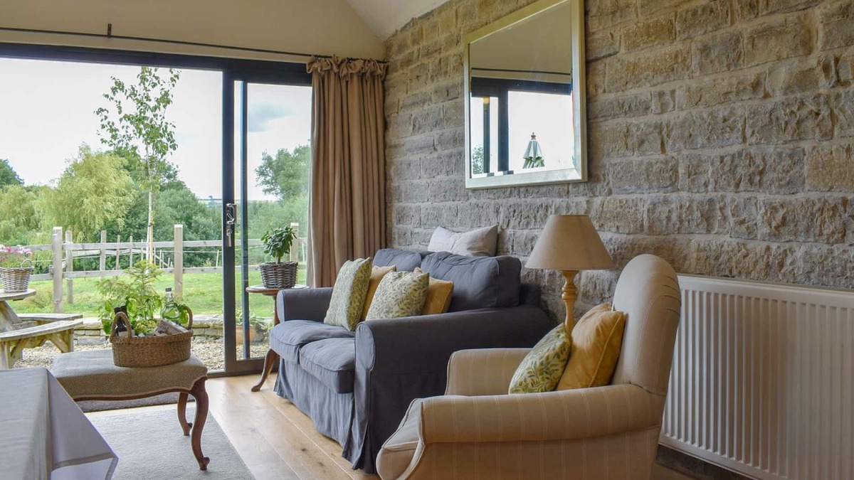 Muchelney Cottage | 1 bedroom accommodation in Knole, near Langport.