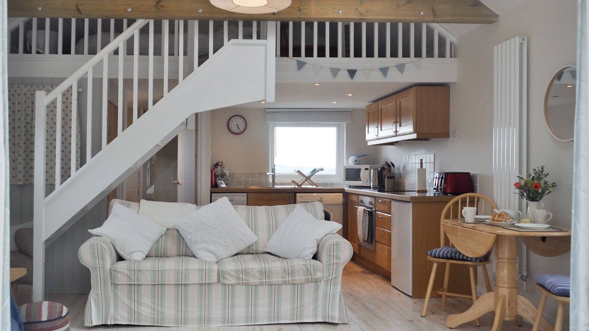 Bishopsteignton Cottage | 1 bedroom accommodation in Bishopsteignton, near Teignmouth