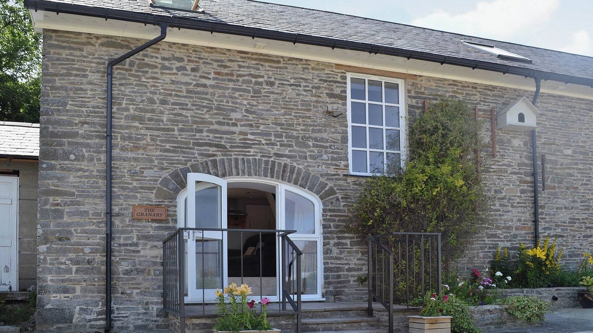 Aberaeron Cottage | 1 bedroom accommodation in Neuaddlwyd, near Aberaeron