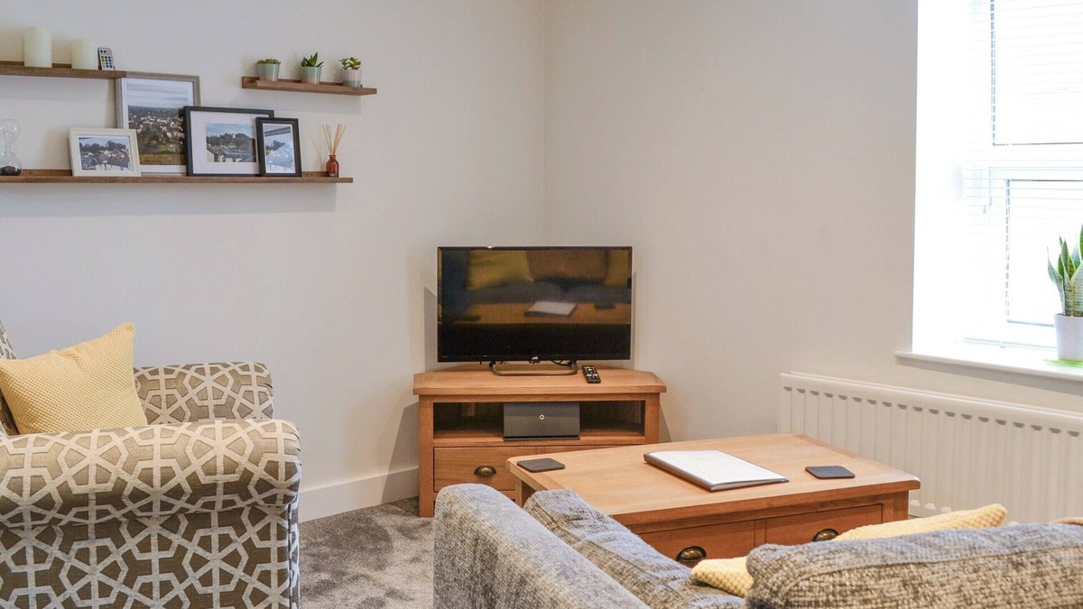 Wing Cottage | 1 bedroom accommodation in Brampton