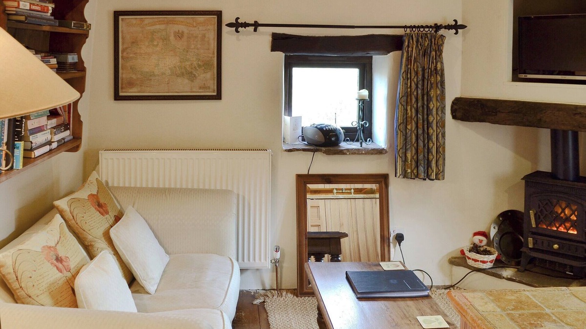 Castleton Cottage | 1 bedroom accommodation in Castleton