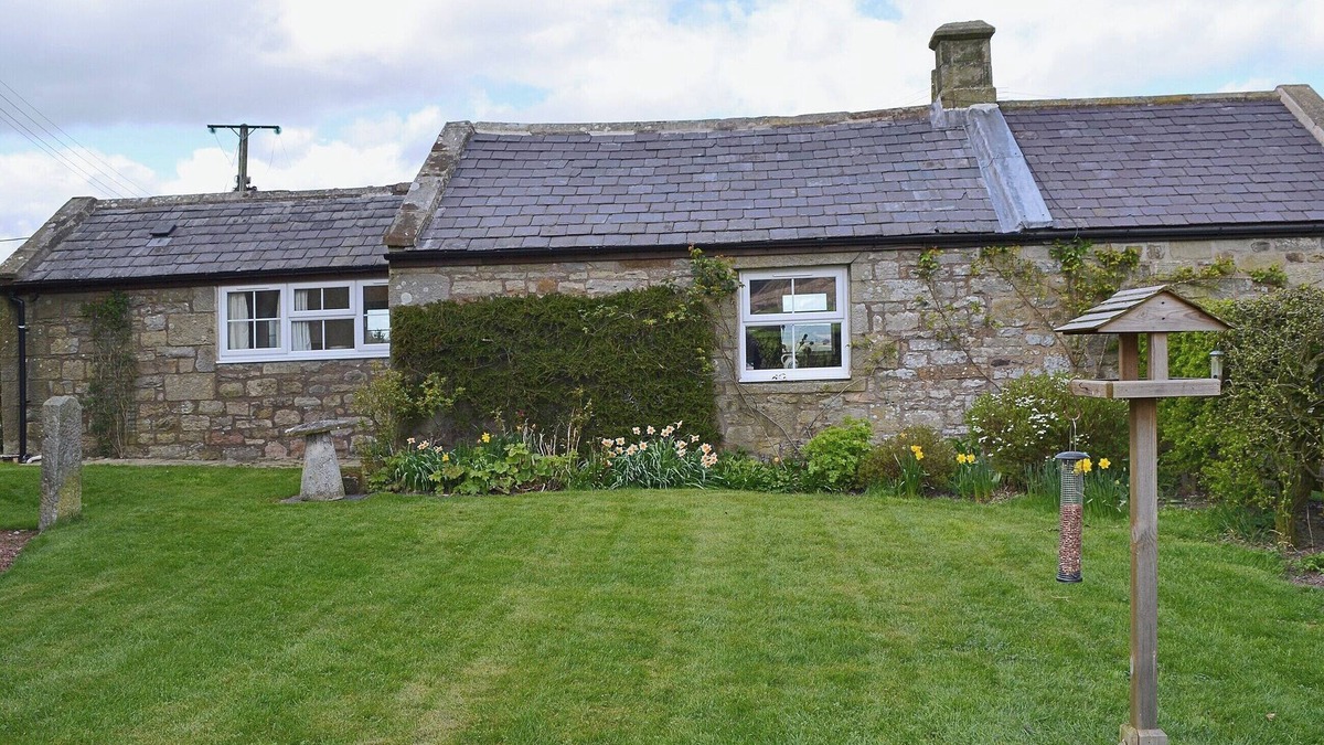 Edlingham Cottage | 1 bedroom accommodation in Edlingham, near Alnwick