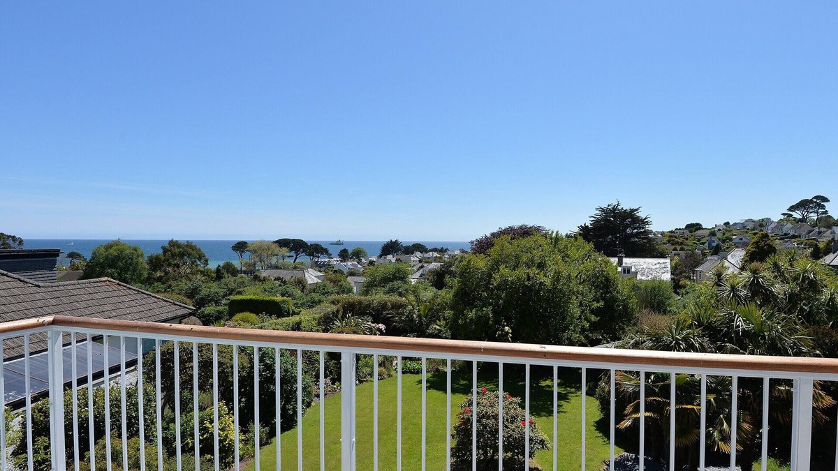 Maenporth Apartment | 1 bedroom accommodation in Falmouth