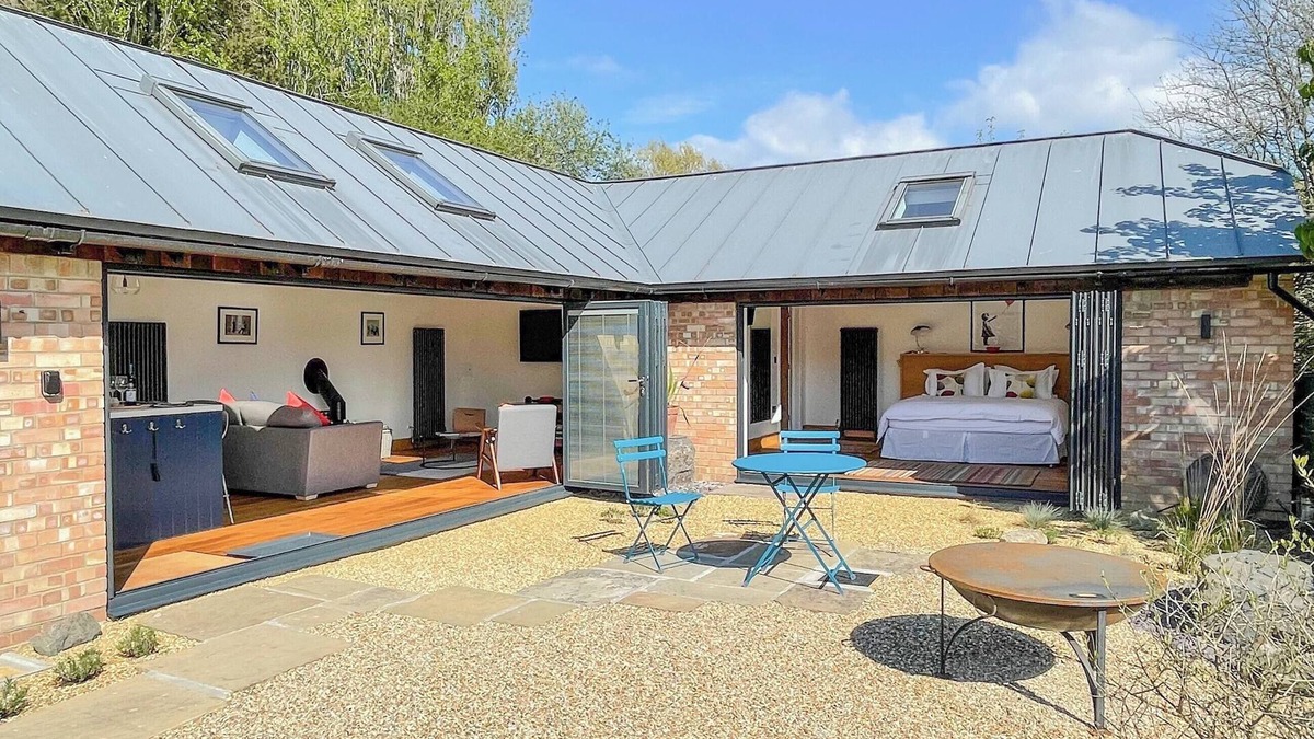Bognor Regis Cottage | 1 bedroom accommodation in Goodwood