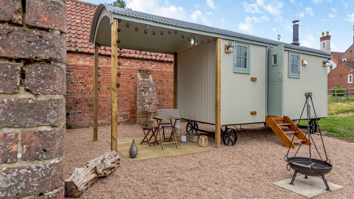 Hemingby Cottage | 1 bedroom accommodation in Hemingby