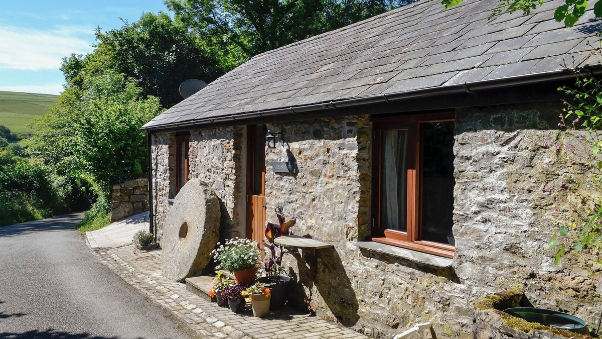 Mary Tavy Cottage | 1 bedroom accommodation in Brentor, near Tavistock