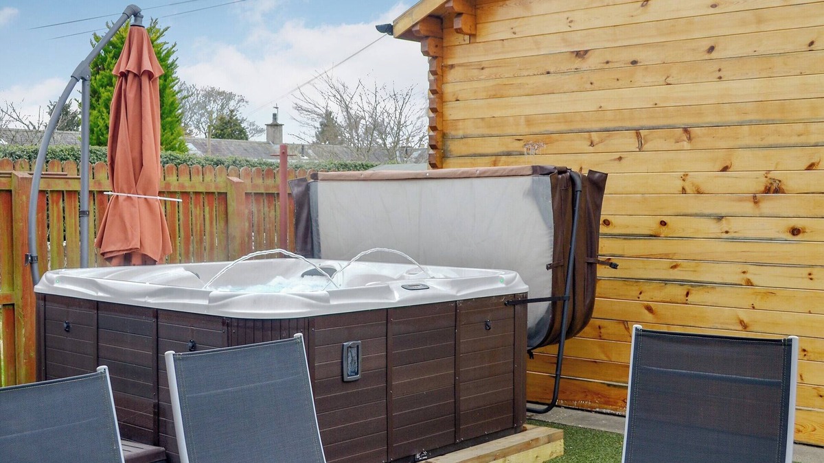 Edzell Cottage | 1 bedroom accommodation in Edzell, near Montrose