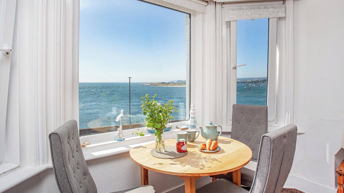 Exmouth Cottage | 1 bedroom accommodation in Exmouth