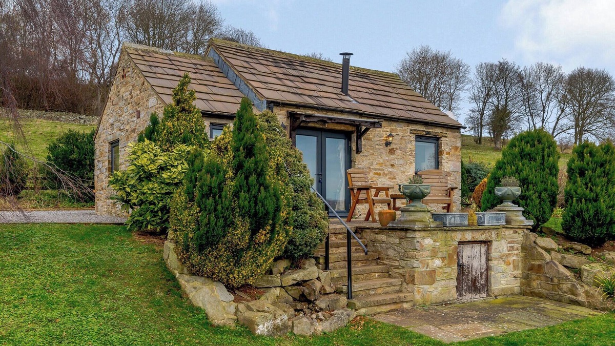Preston-under-Scar Cottage | 1 bedroom accommodation in Wensley, near Leyburn