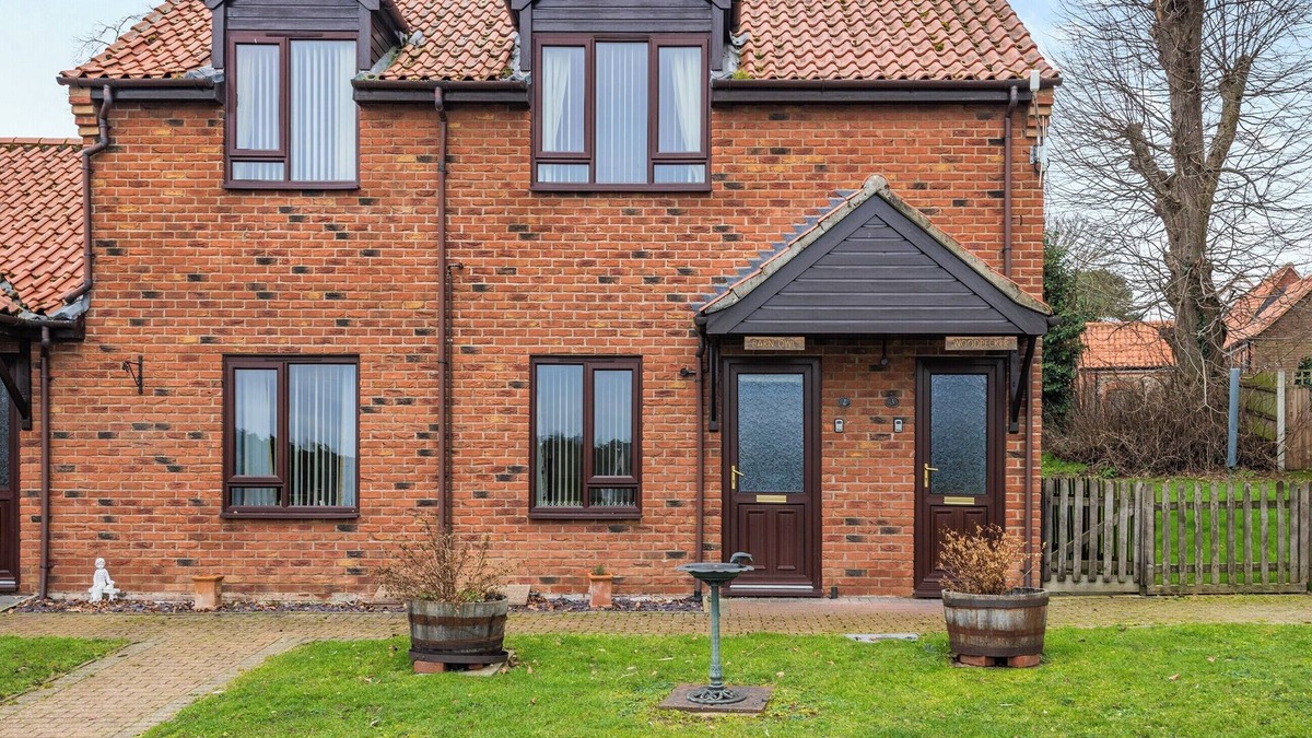 Norwich Cottage | 1 bedroom accommodation in Horsford, near Norwich