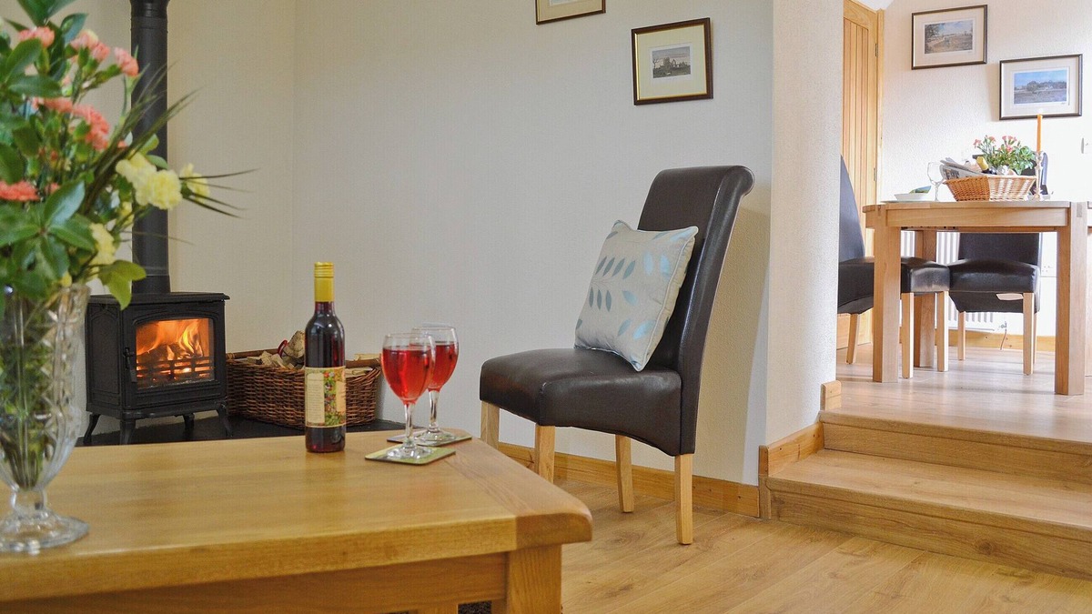 Lamphey Cottage | 1 bedroom accommodation in Lamphey, near Tenby