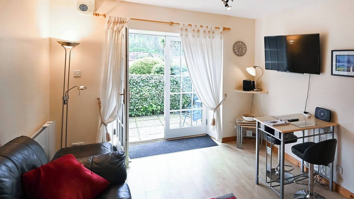 Plockton Cottage | 1 bedroom accommodation in Plockton