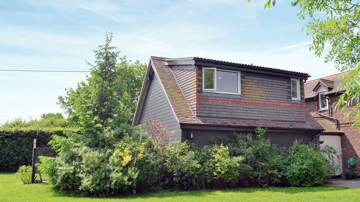 Purleigh Cottage | 1 bedroom accommodation in Purleigh, near Maldon