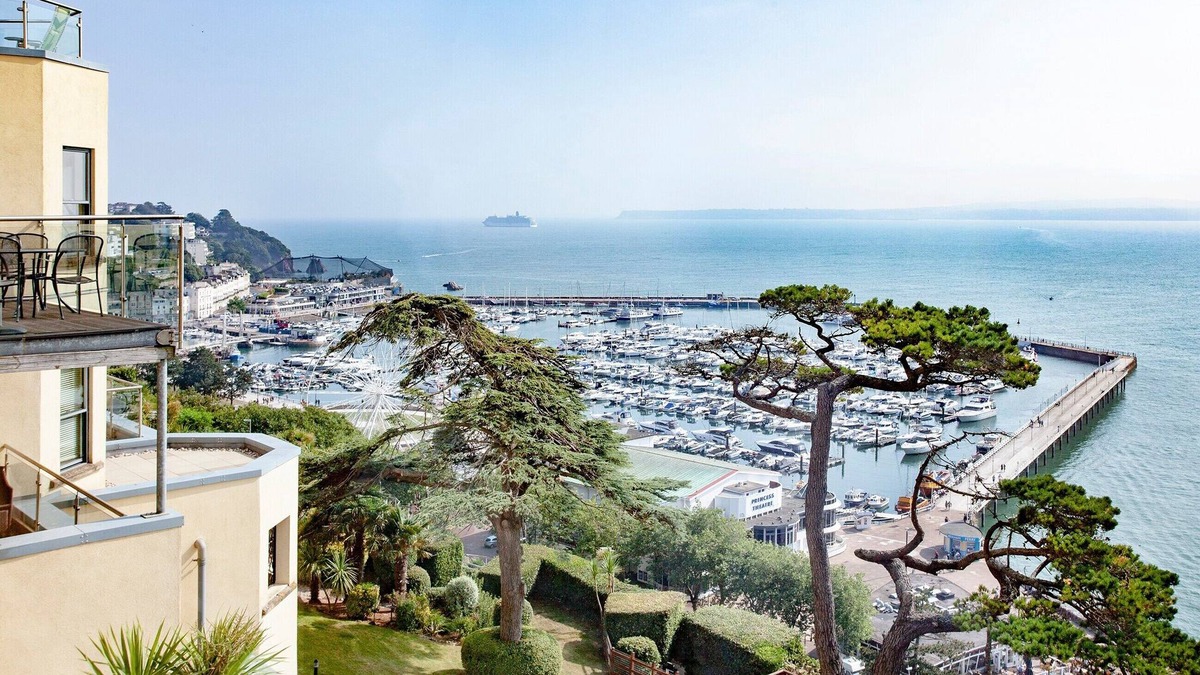Torquay City Centre Cabin | 1 bedroom accommodation in Torquay