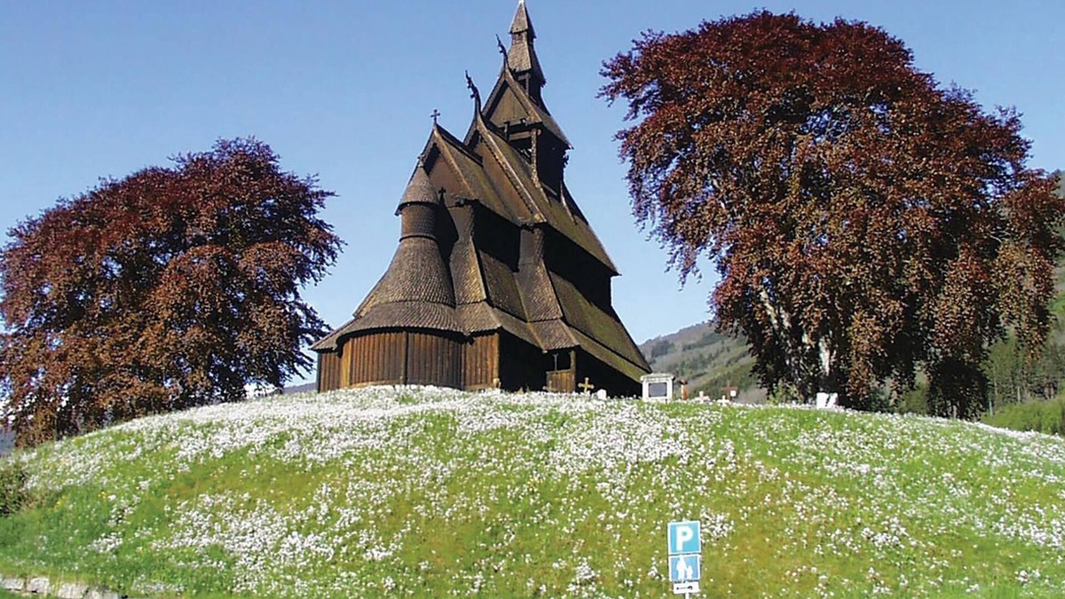 Vangsnes House | 1 bedroom accommodation in Vangsnes