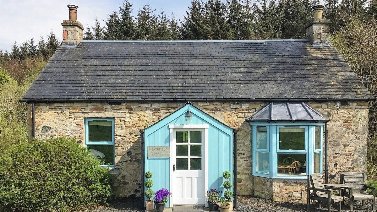 Denholm Cottage | 1 bedroom accommodation in Denholm