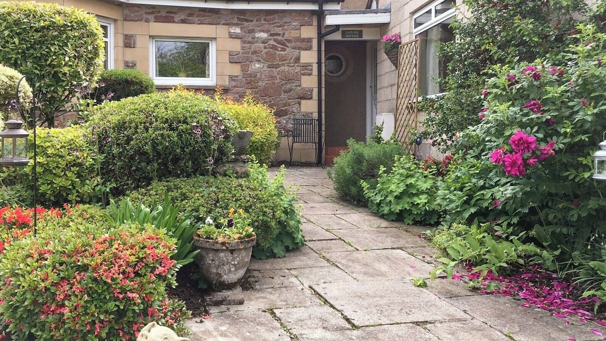 Balfron Cottage | 1 bedroom accommodation in Balfron, near Drymen Loch Lomond & The Trossachs