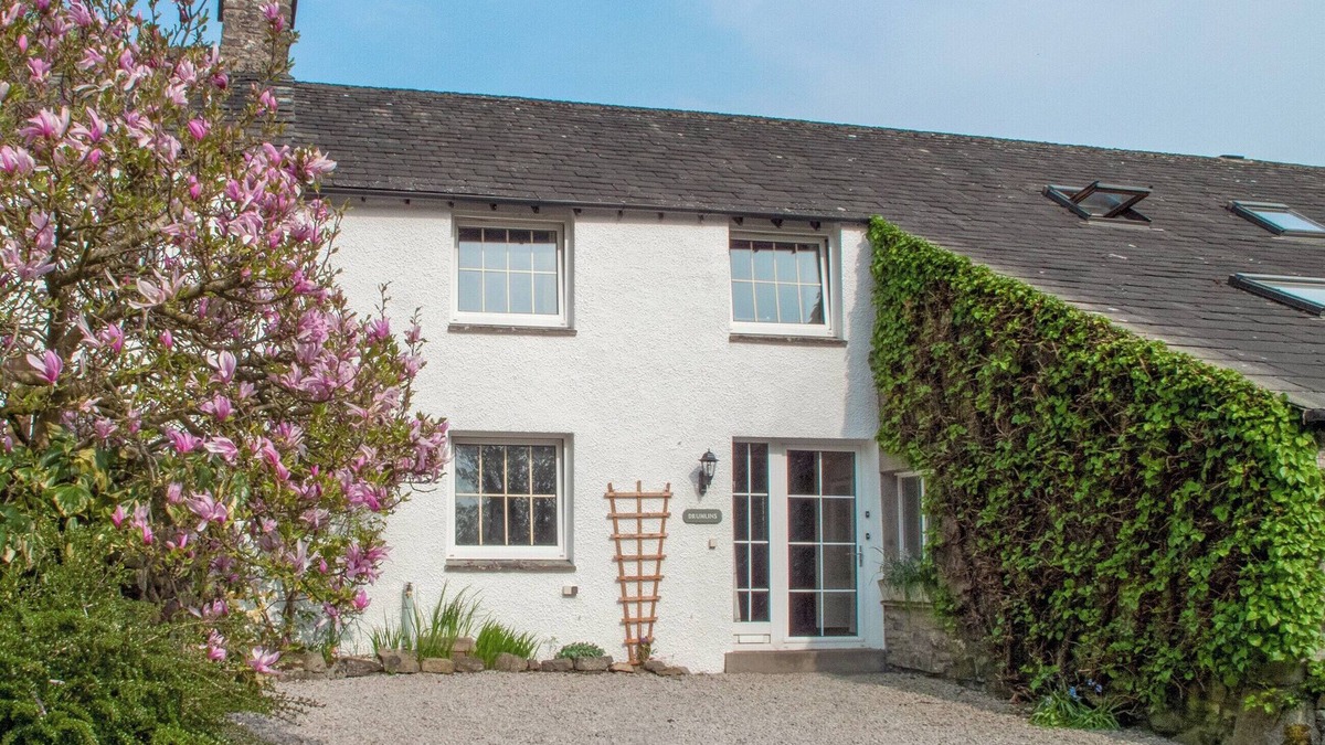 Kendal Cottage | 1 bedroom accommodation in Endmoor, near Kendal