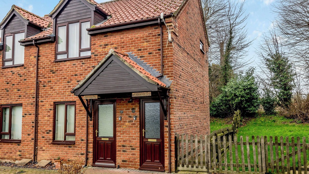 Norwich Cottage | 1 bedroom accommodation in Horsford, near Norwich