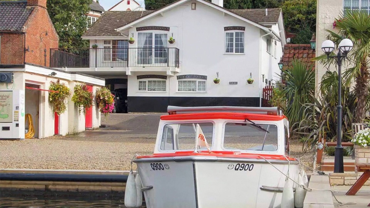 Horning Cottage | 1 bedroom accommodation in Horning, near Norwich