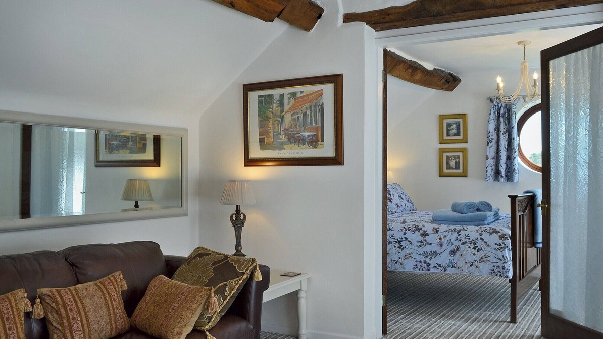 Balterley Cottage | 1 bedroom accommodation in Betley, near Nantwich