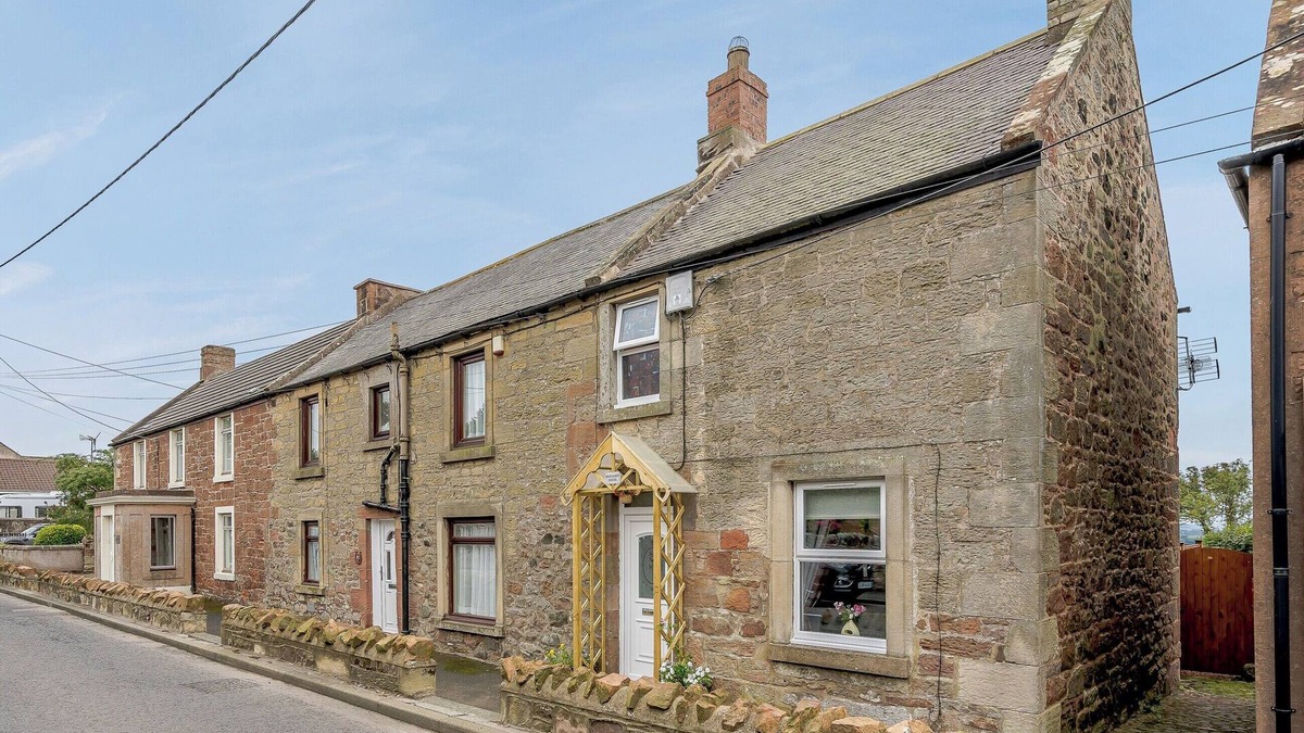 Chirnside Cottage | 1 bedroom accommodation in Chirnside, near Duns