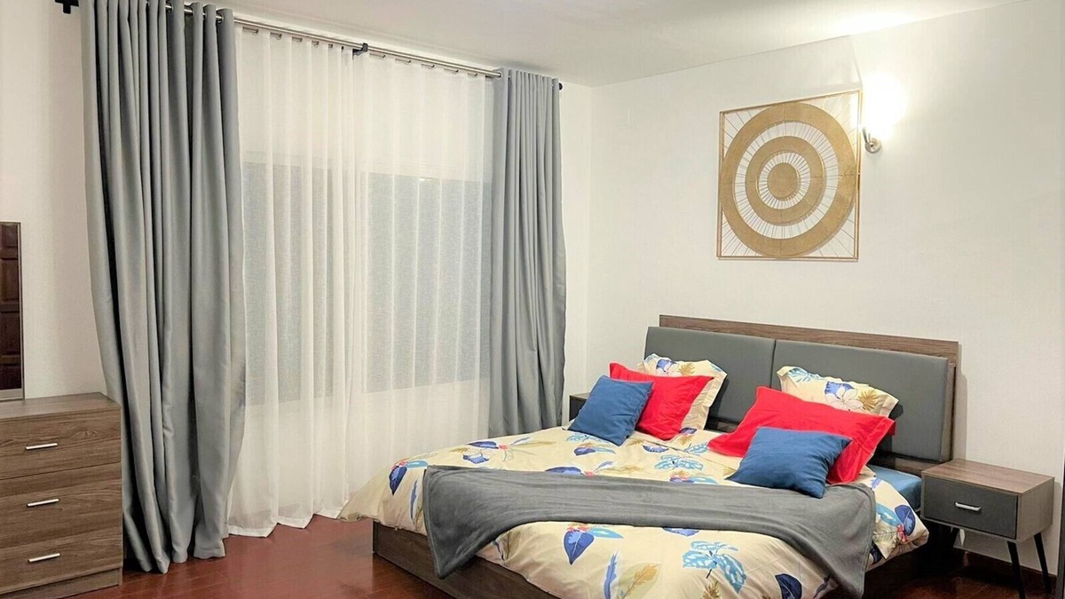 Antananarivo Avaradrano Apartment | 1 Bedroom Air-conditioned Apartment 70 m² - Kitchen and Terrace - Shared Pool