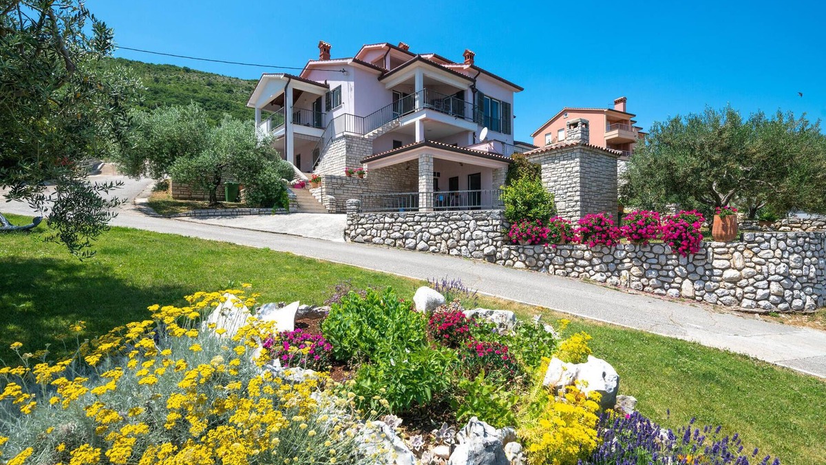 Ravni Apartment | 1 bedroom amazing apartment in Ravni
