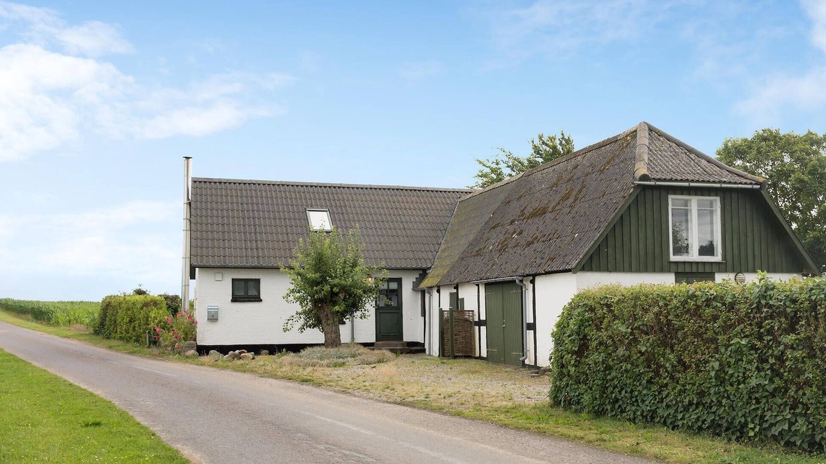 Majbolle House | 1 bedroom amazing home in Stubbekøbing