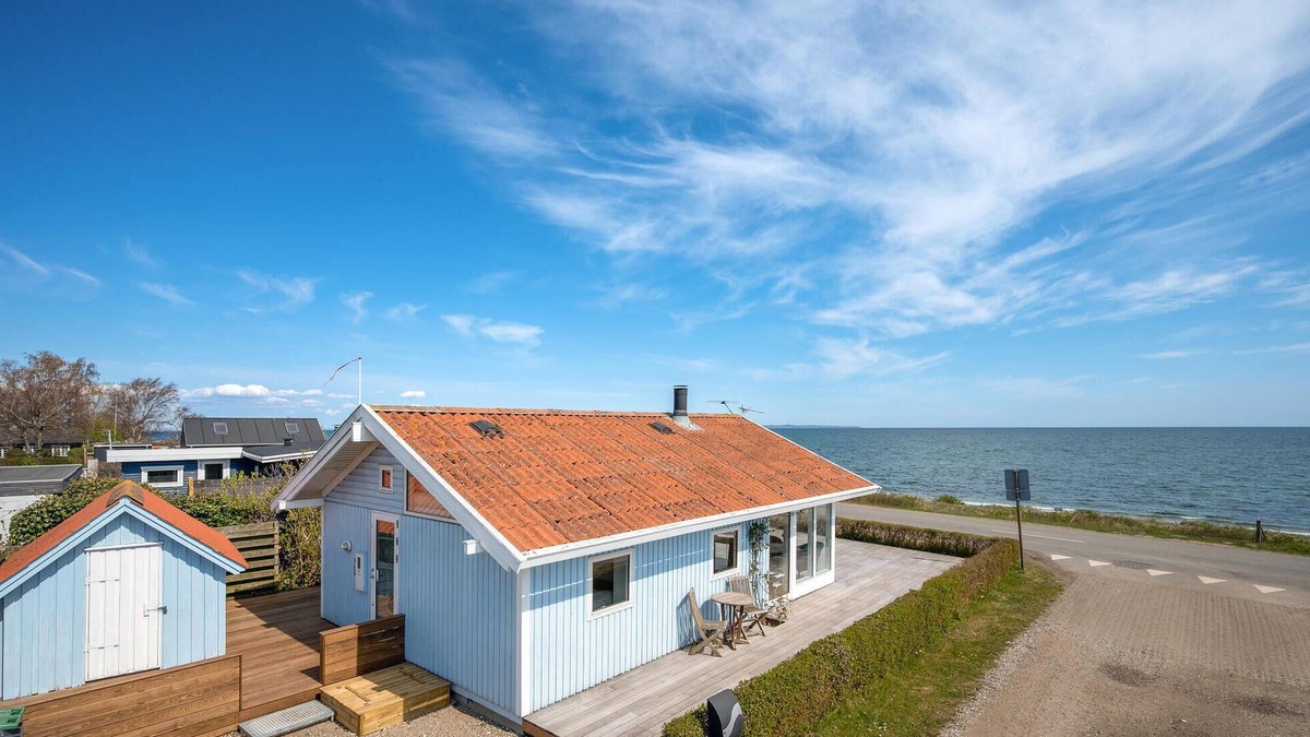 Beder Malling House | 1 bedroom amazing home in Malling